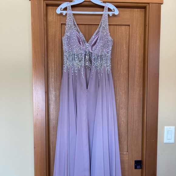 Simply Dresses Dancing Queen #2570 - Picture 7 of 16